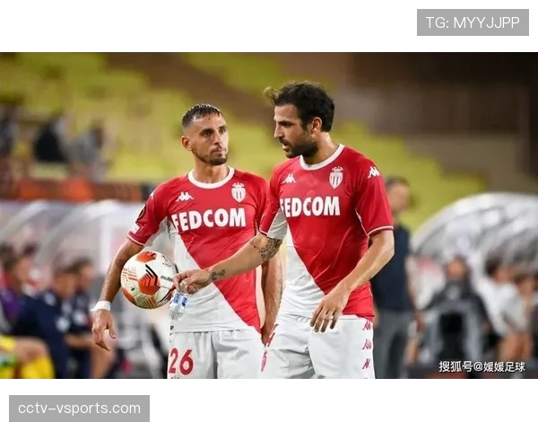 战术复盘:蒙彼利埃防线如何被雷恩的边中结合战术击穿